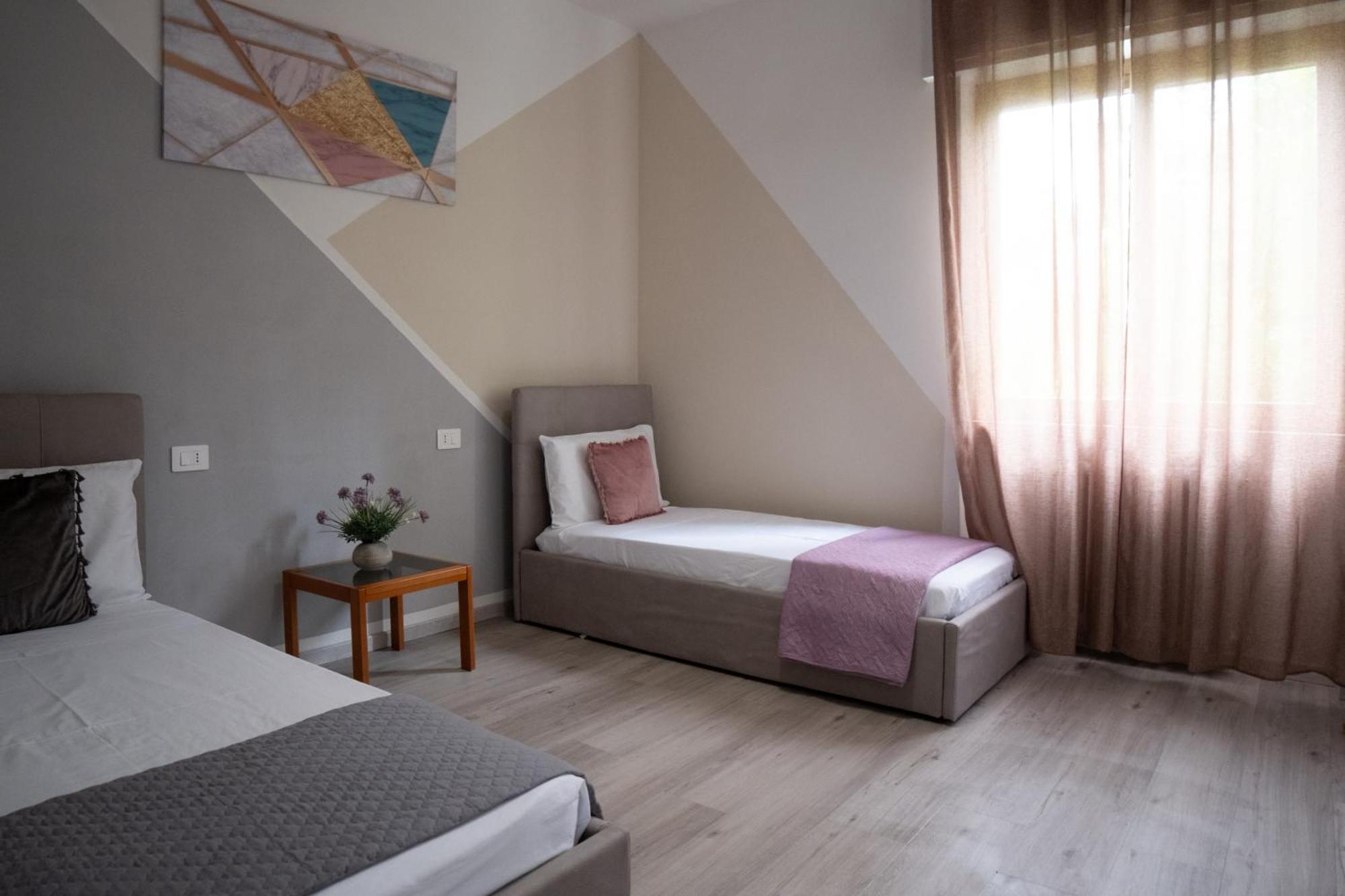 Casa Vacanze Aria Leggiuno エクステリア 写真