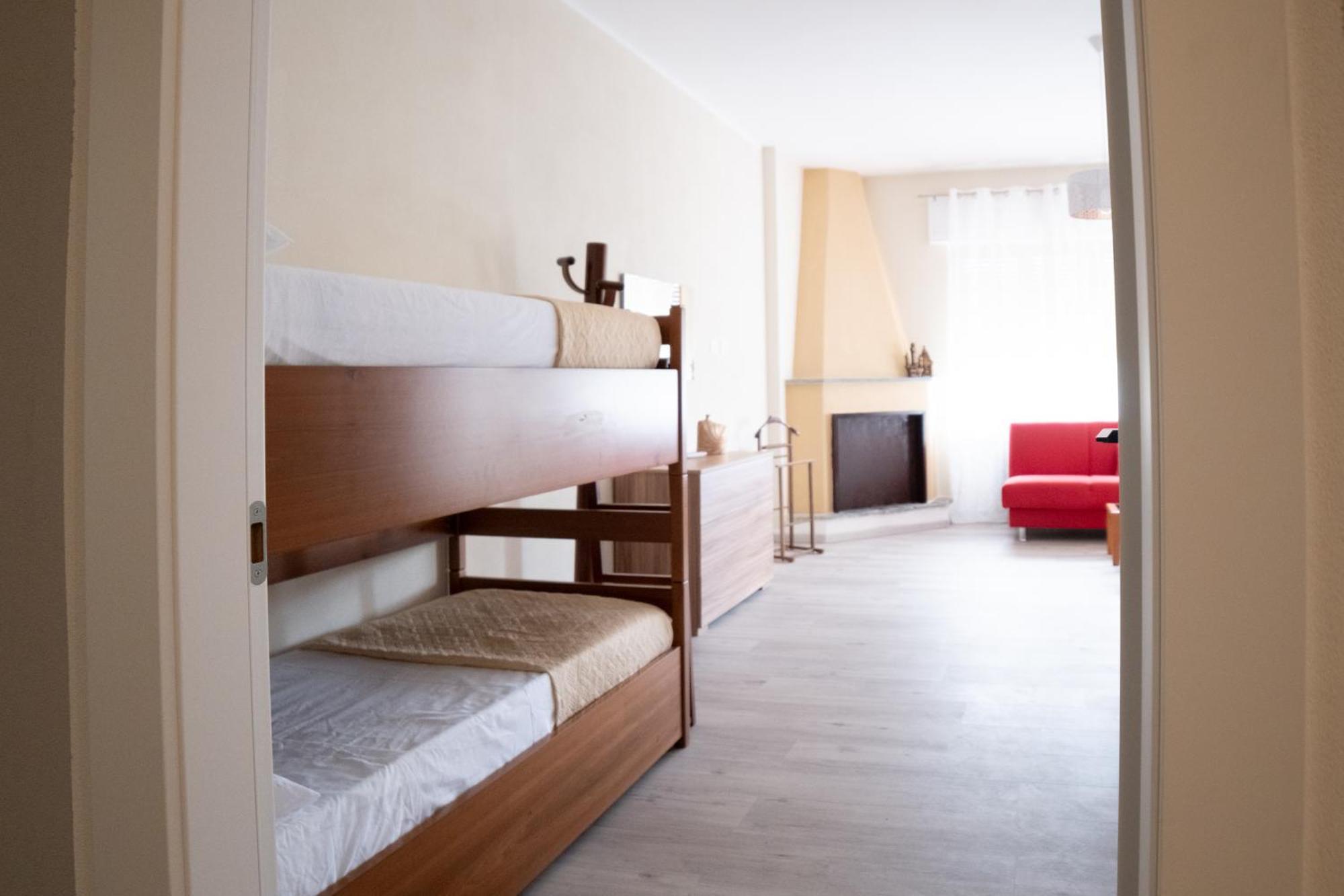 Casa Vacanze Aria Leggiuno エクステリア 写真